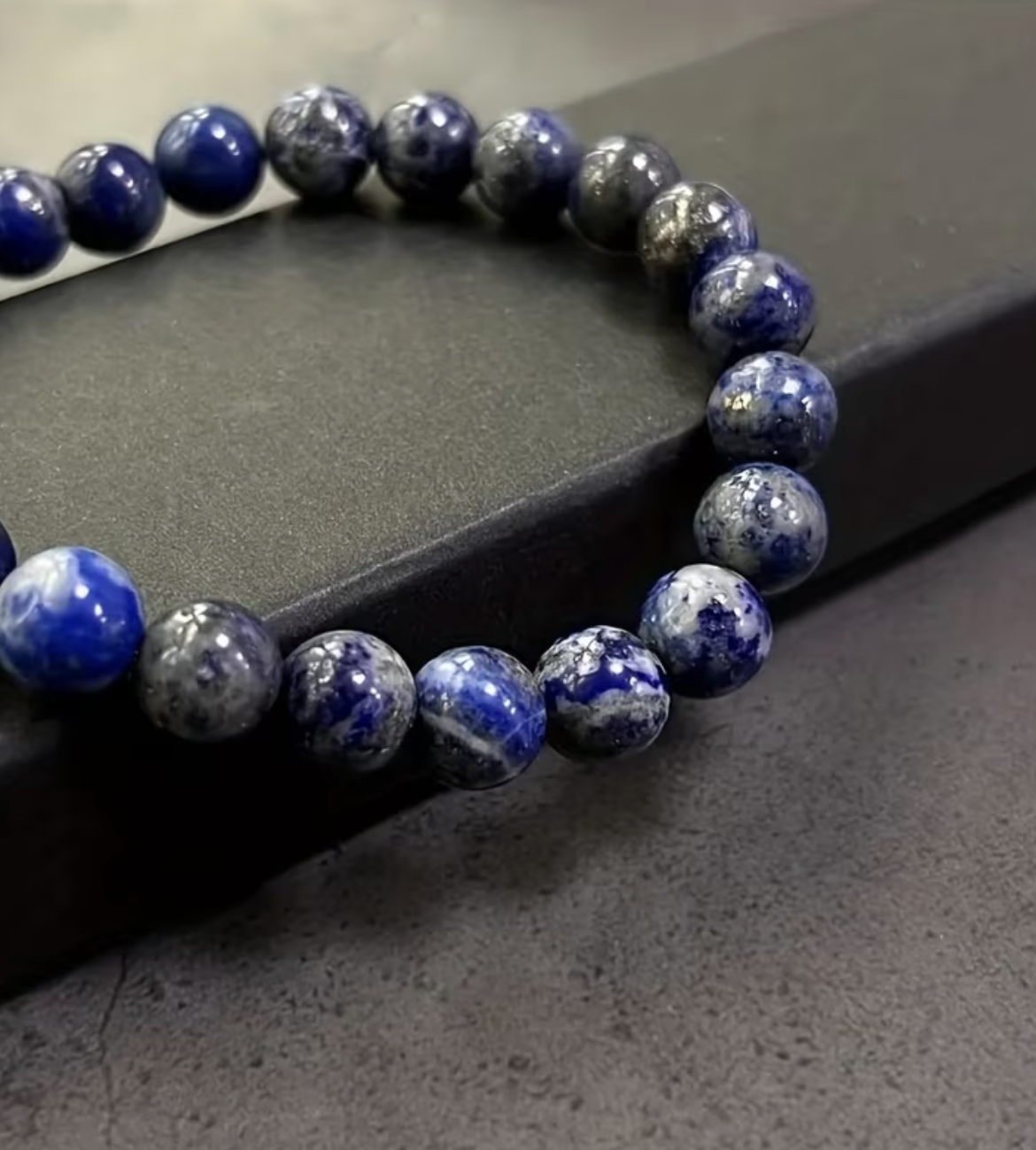LAPIS LAZULI (spotted)